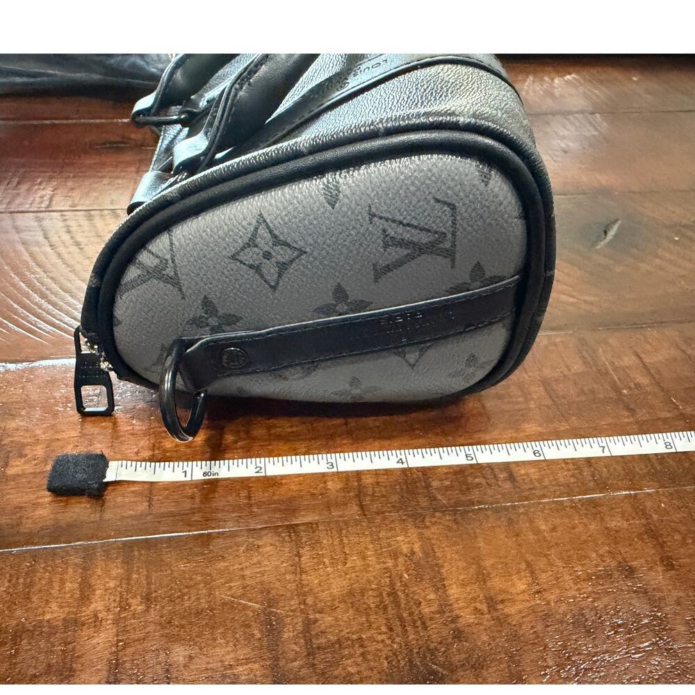 Designer Inspired Crossbody Bag - Picture 5 of 8